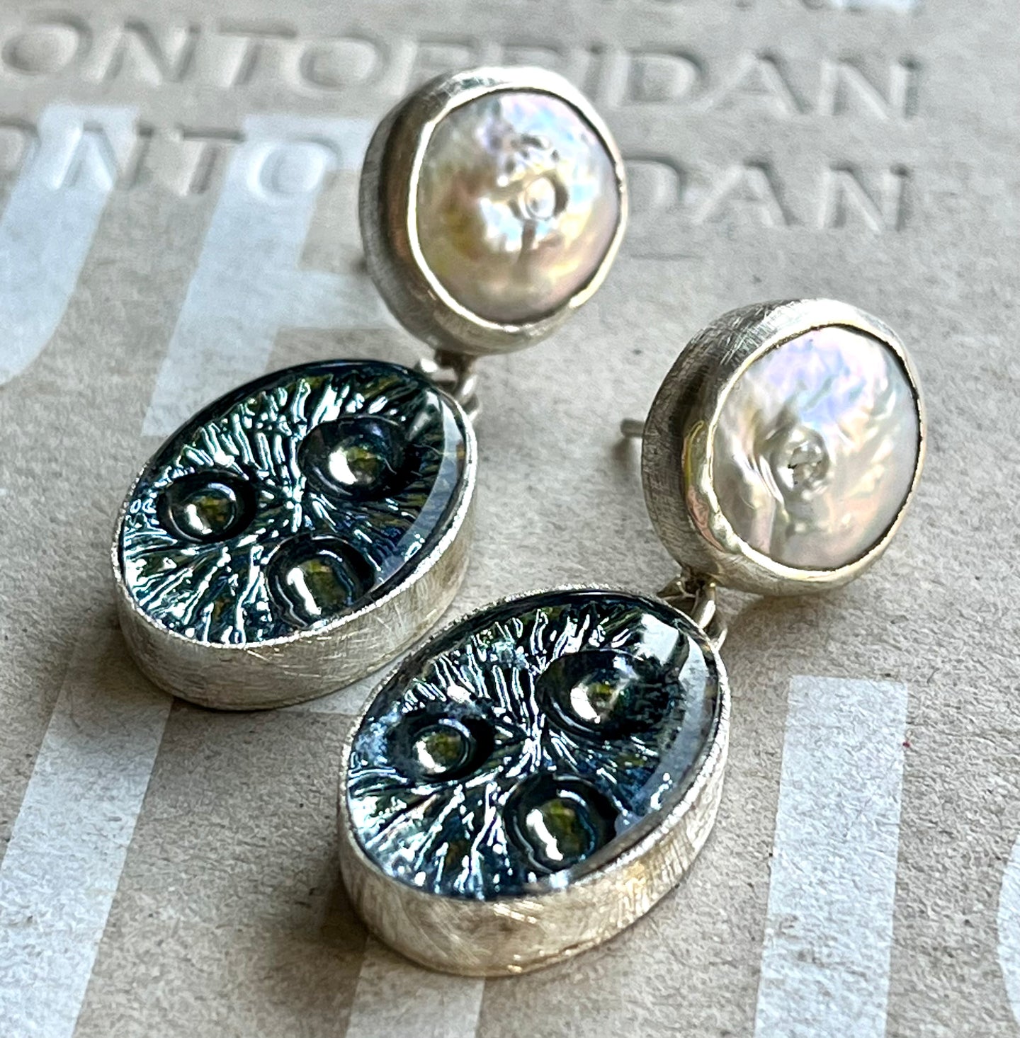 aros plata, perlas y cristales checos