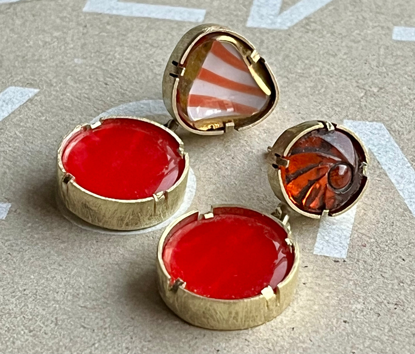 aros bronce y botones