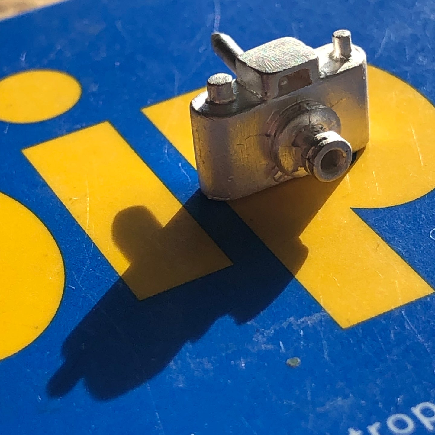 pin cámara fotográfica