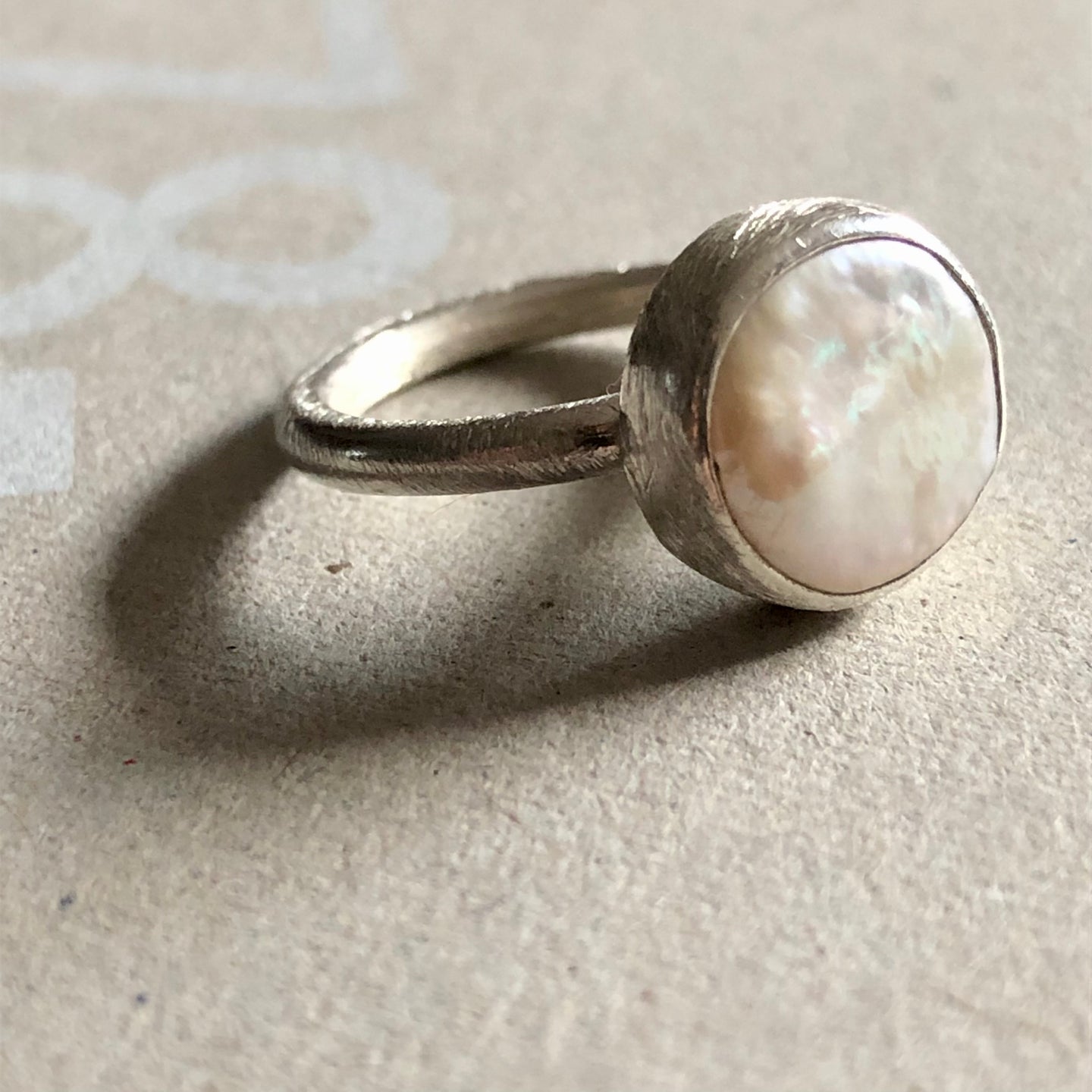 anillo perla