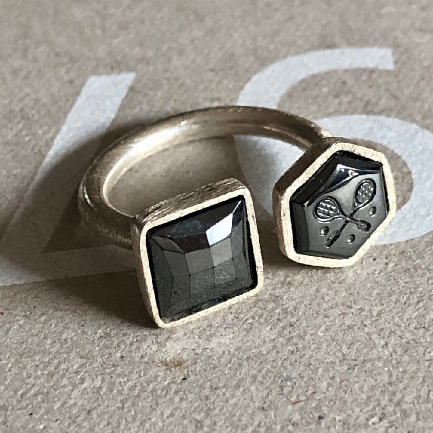 anillo cristales vintage