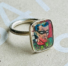 Cargar imagen en el visor de la galería, anillo plata y holograma
