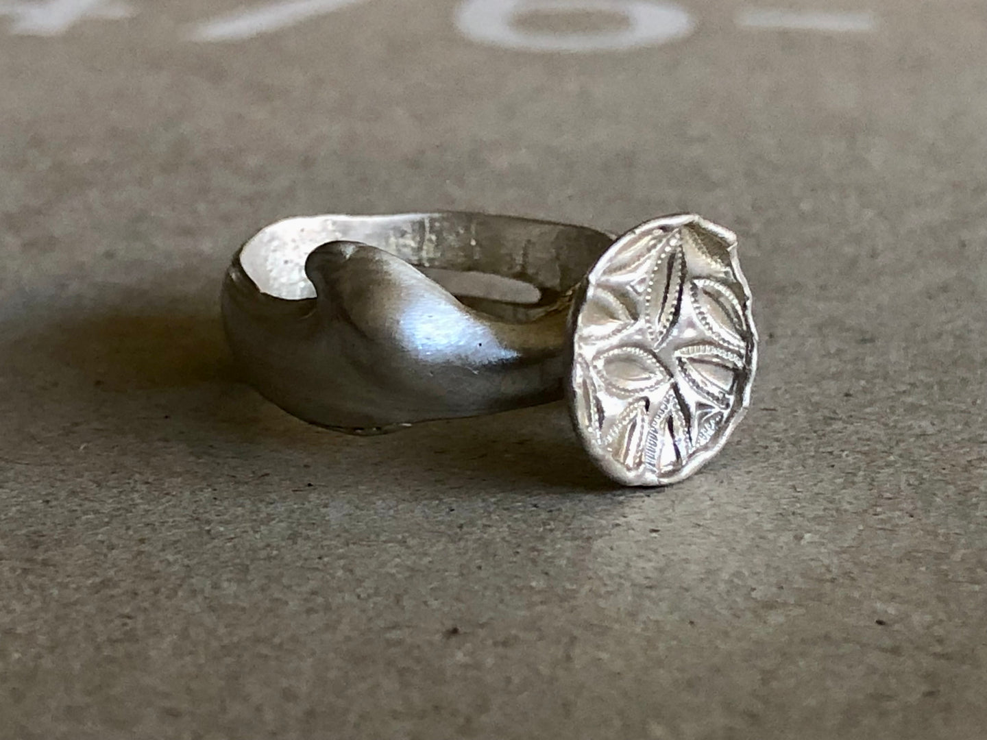 anillo de plata