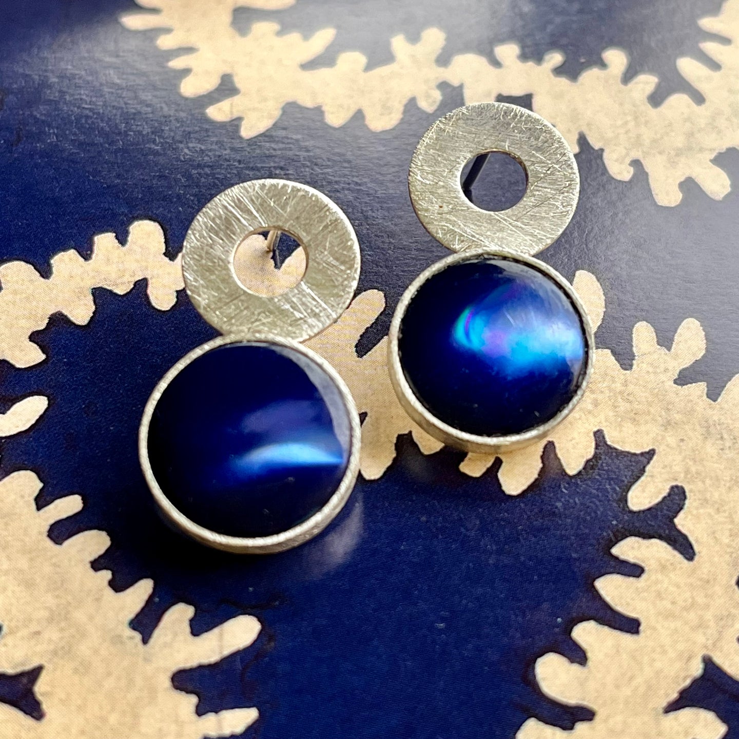 azules