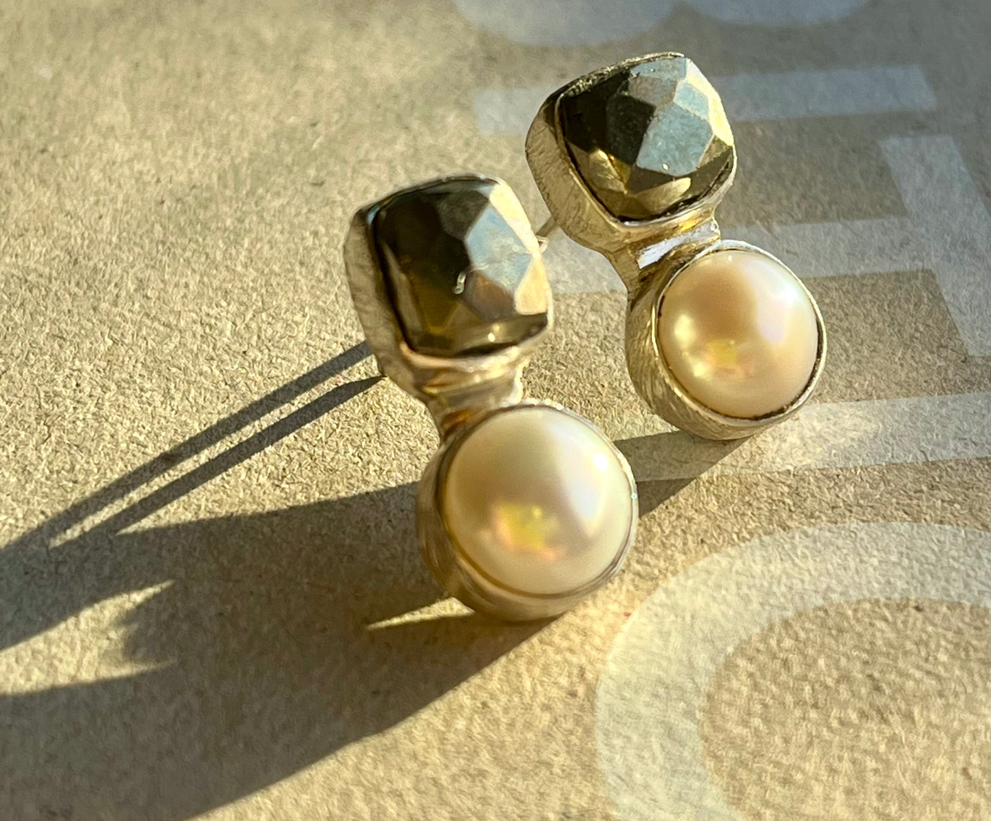 aros perlas y pirita