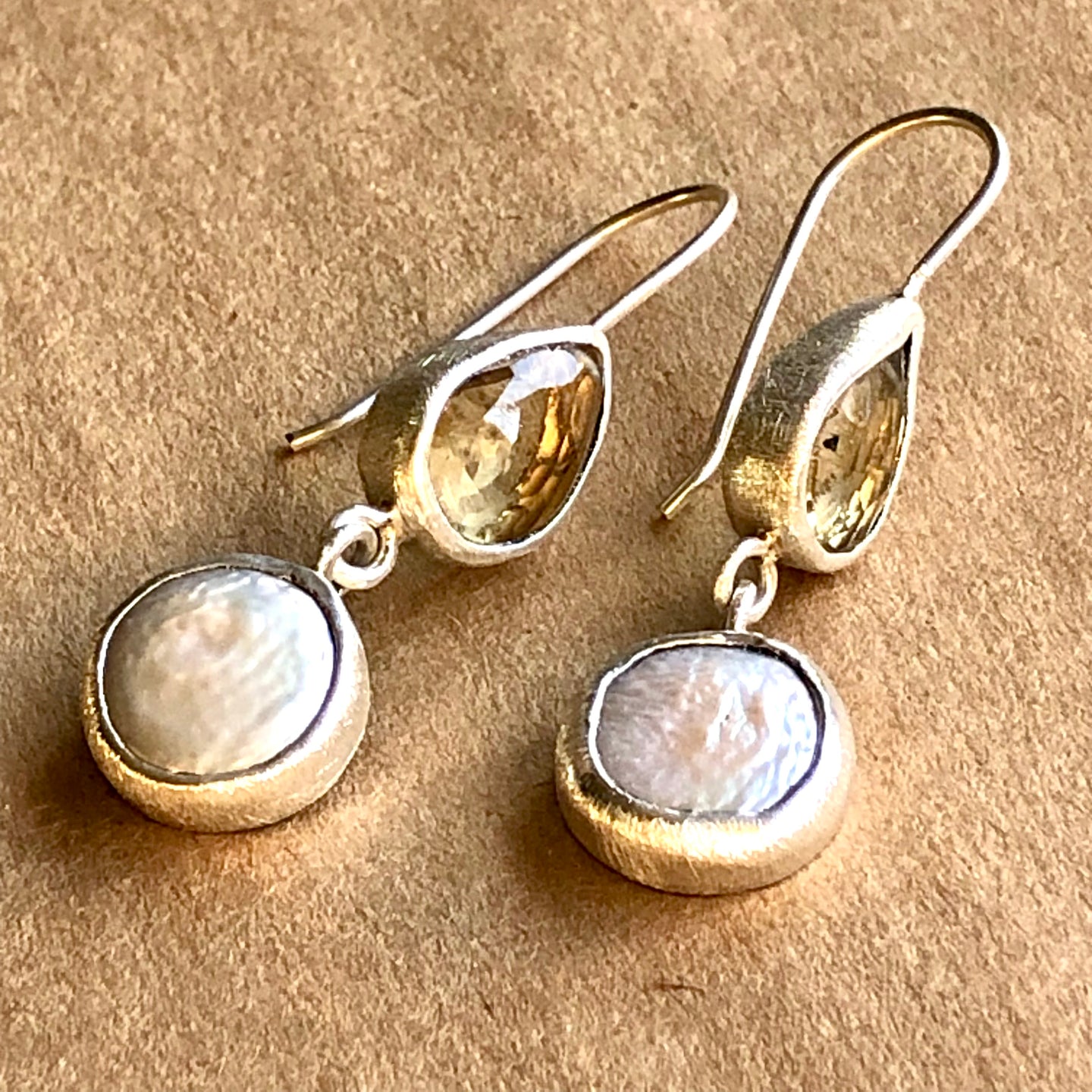 aros citrino y perlas