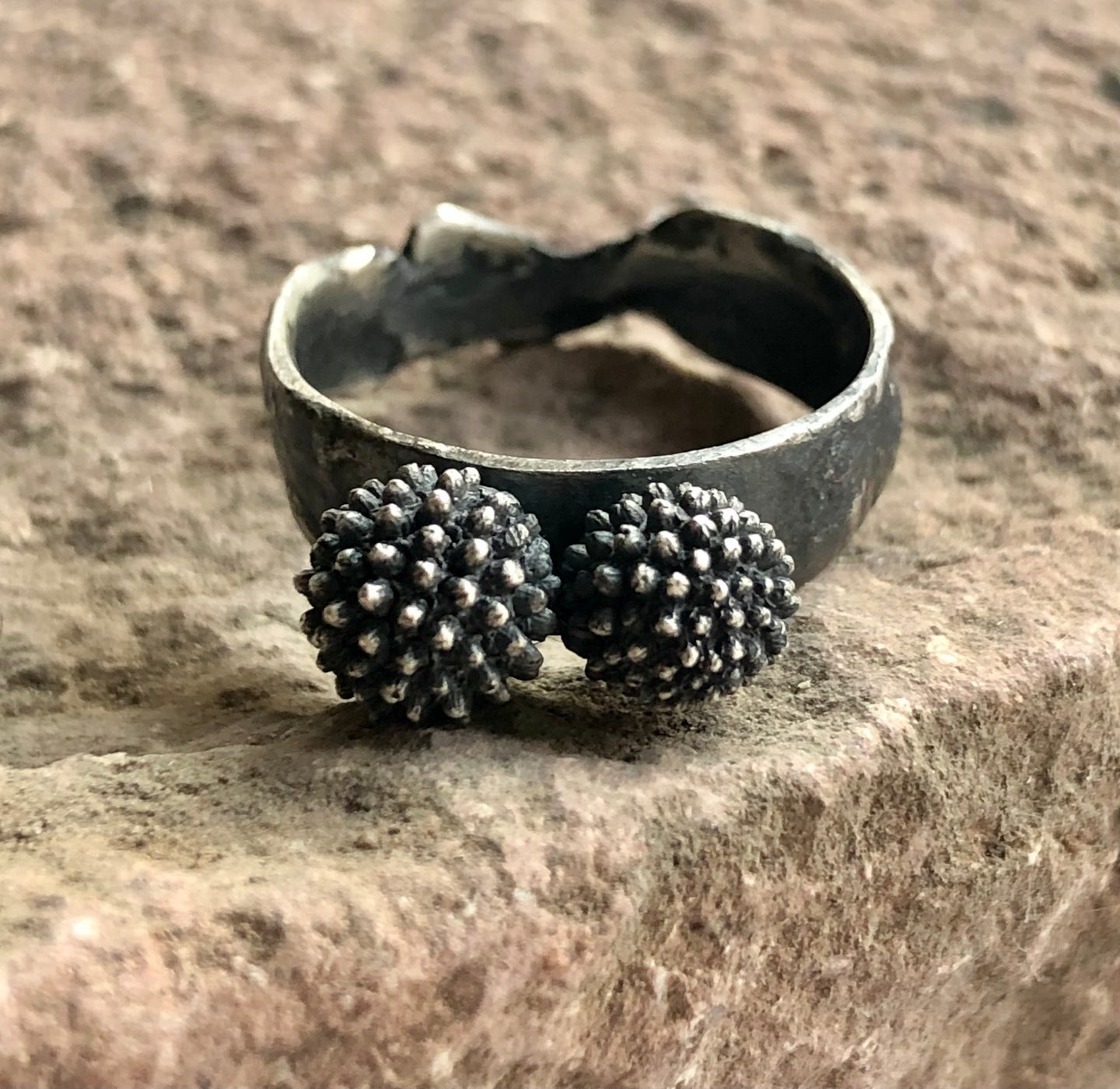 anillo plata oxidada
