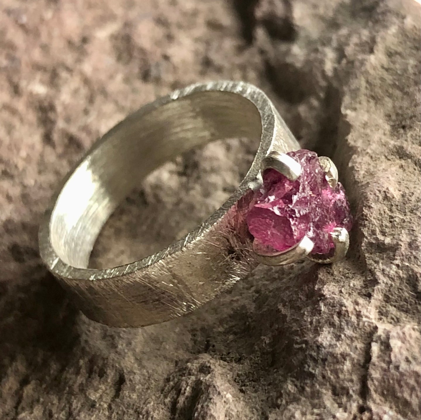 anillo turmalina